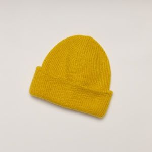 Zara Woman's Knit Beanie Hat